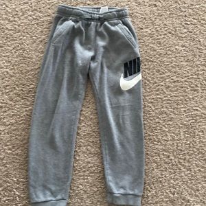 Boys Nike joggers medium 8-10